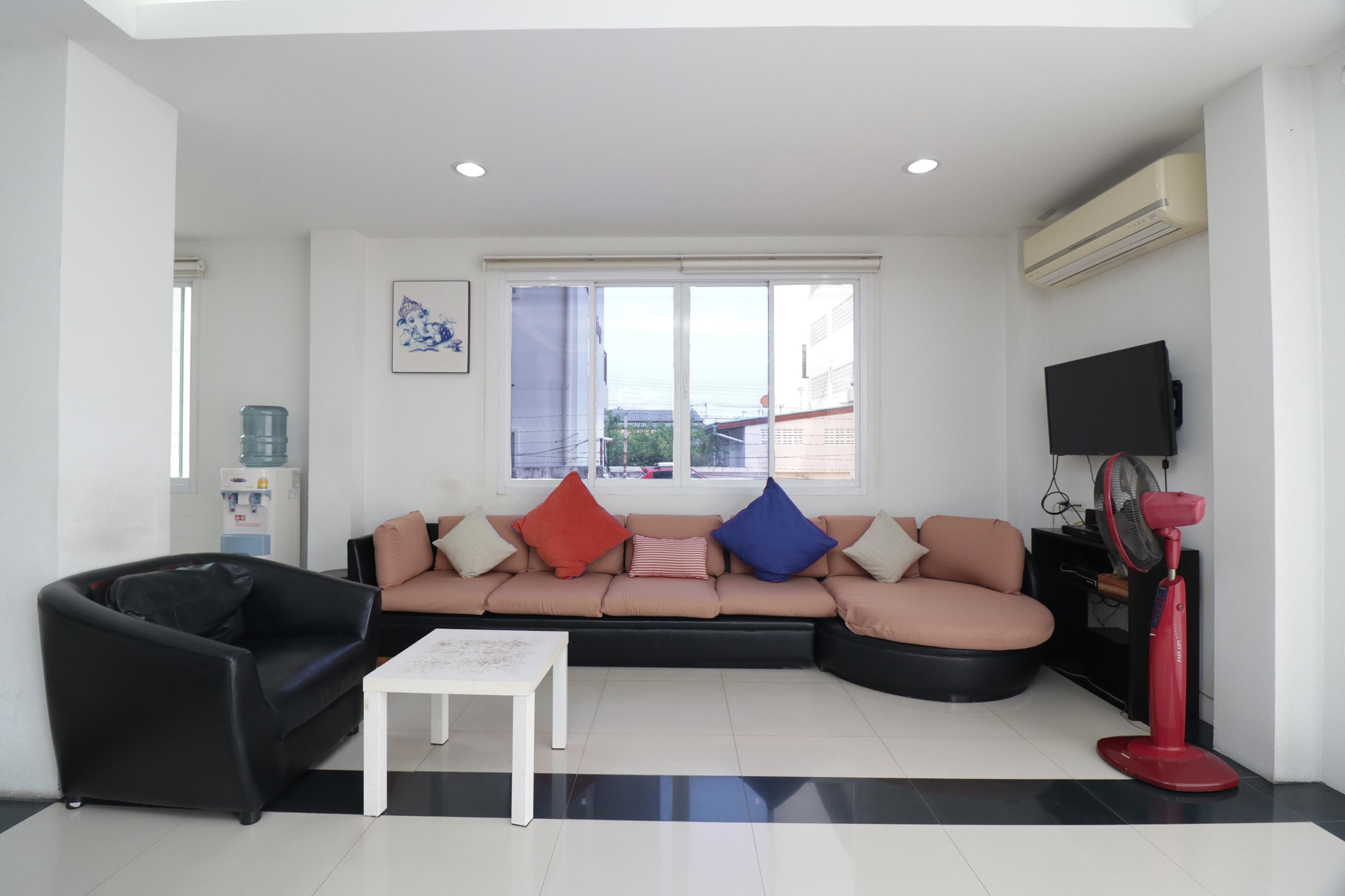 Hua Hin Irooms Экстерьер фото