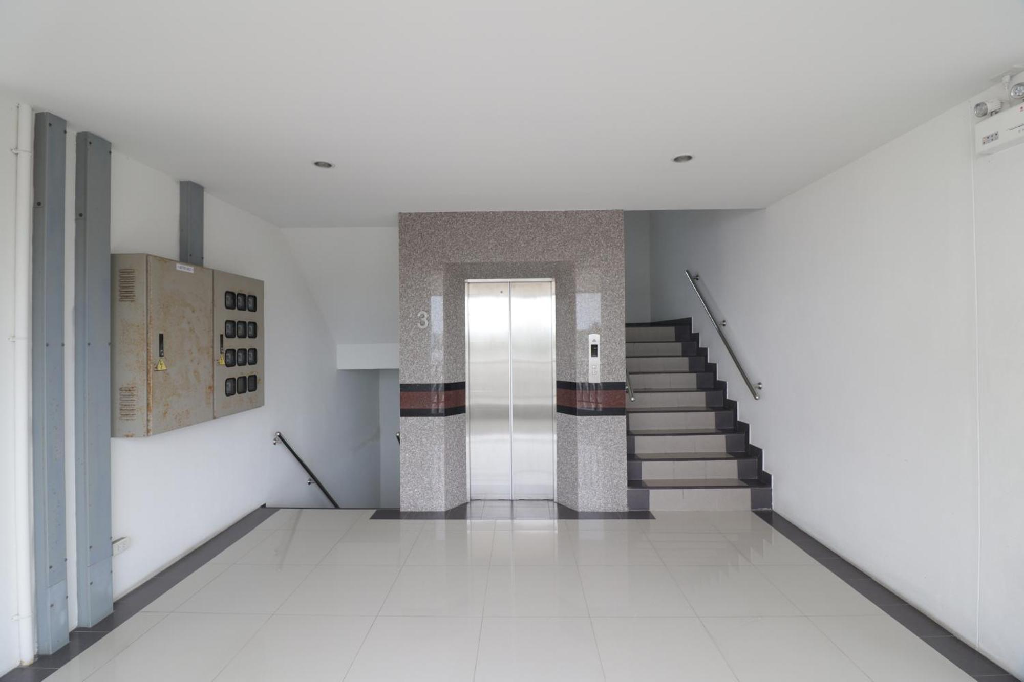 Hua Hin Irooms Экстерьер фото