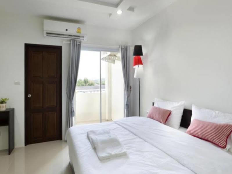 Hua Hin Irooms Экстерьер фото